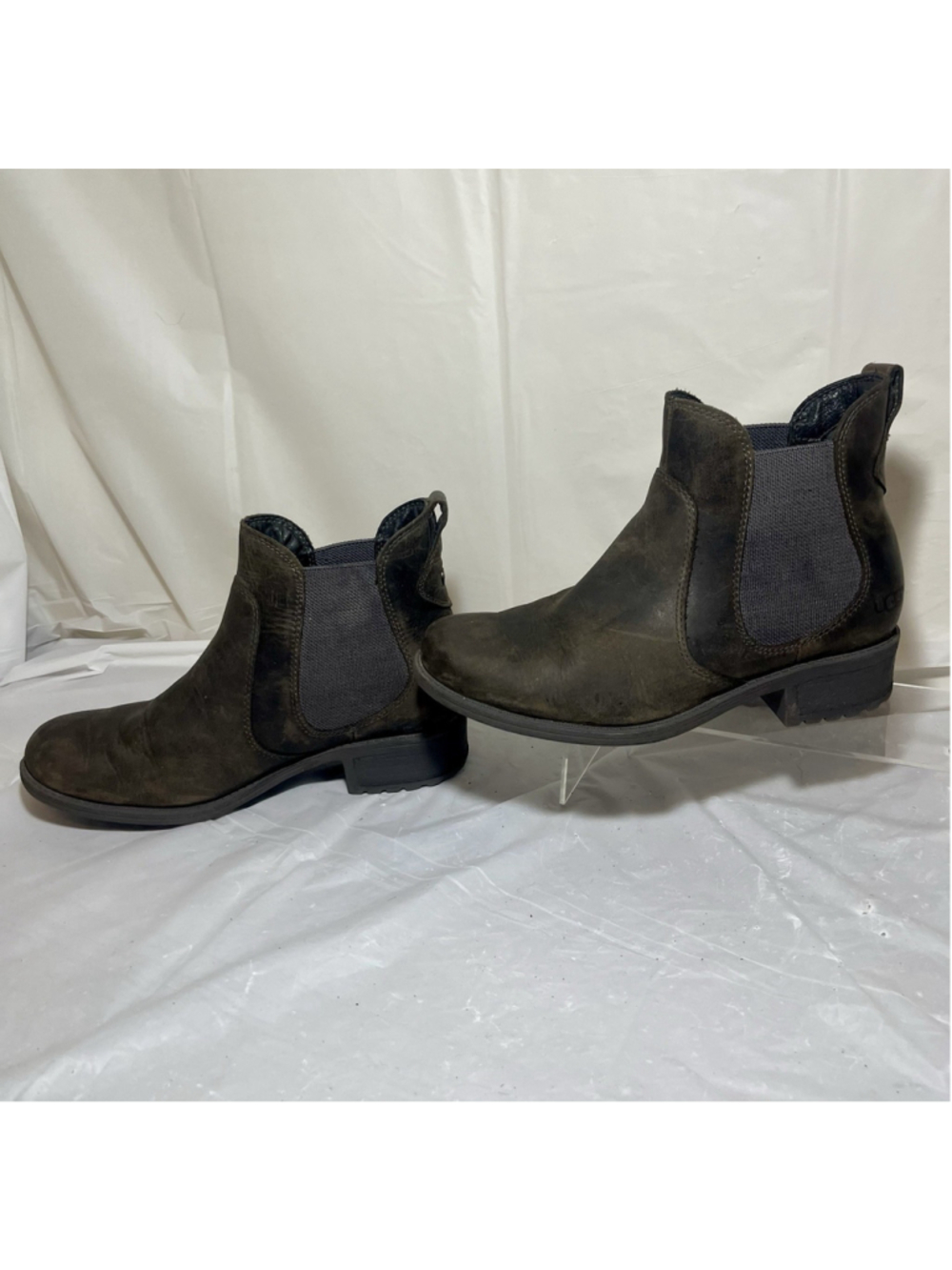 UGG Australia Bonham II Chelsea Boot Waterproof Leather size Women's 6.5 - Picture 14 of 16